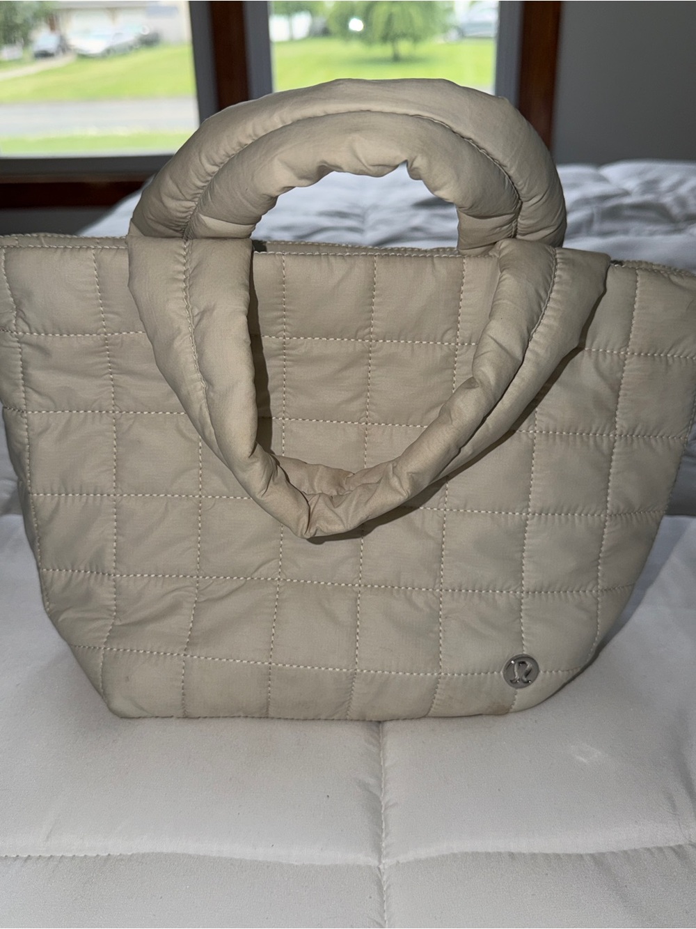 Quilted lululemon Puff Tote Bag in Light Beige